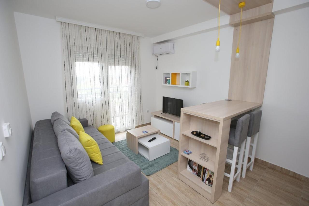 Fast Sleep & Go 3 Apartment Paracin Luaran gambar