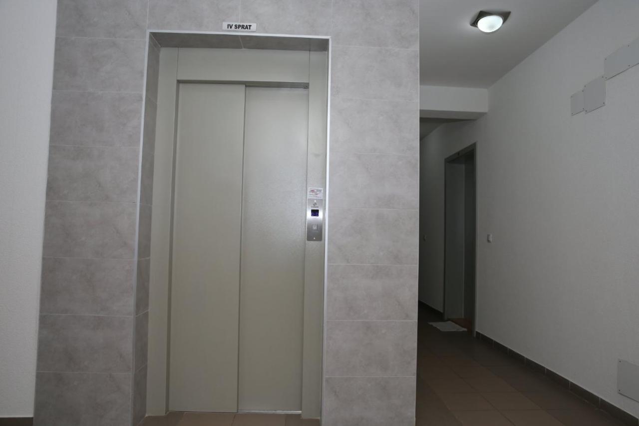 Fast Sleep & Go 3 Apartment Paracin Luaran gambar