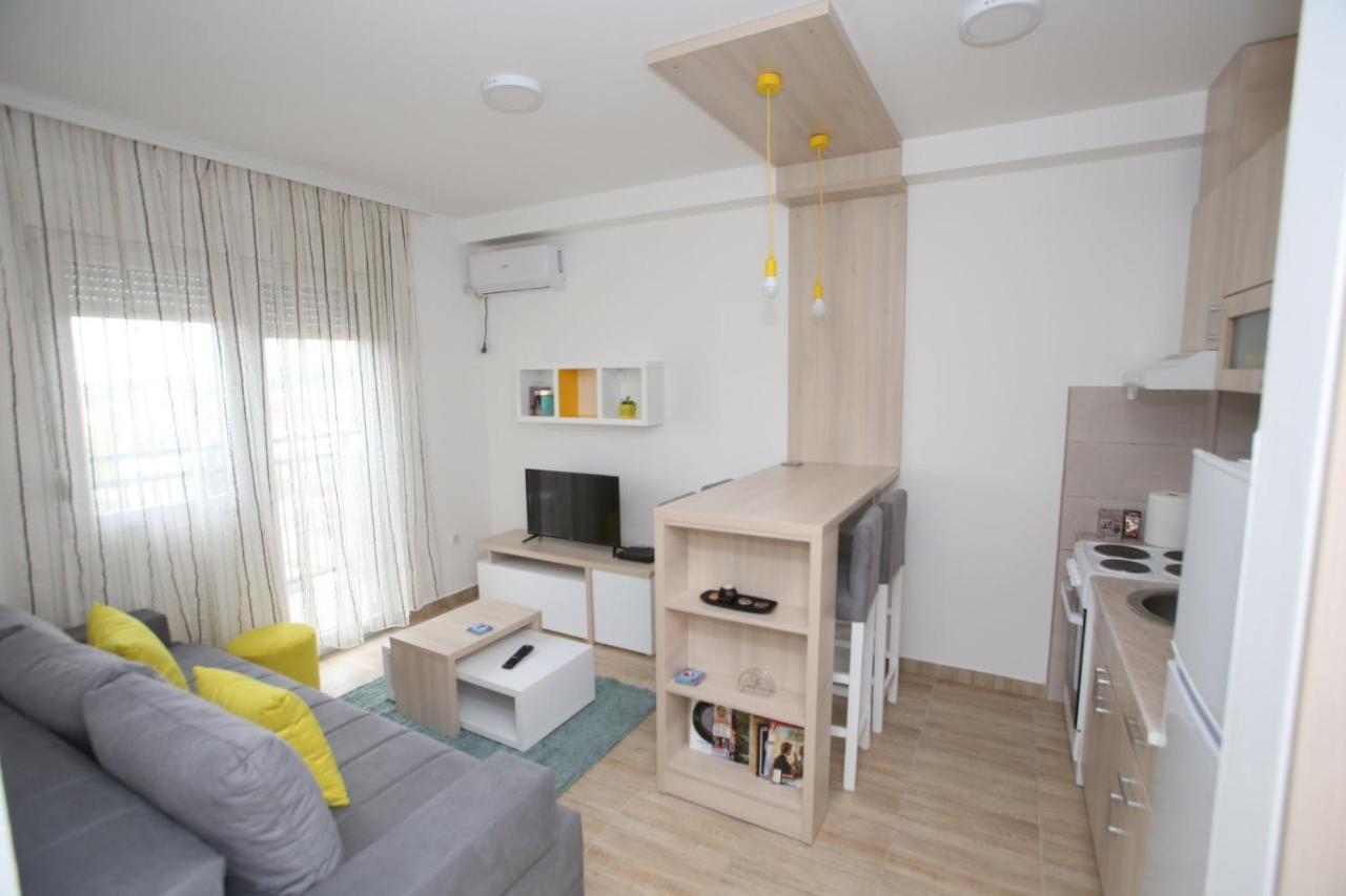 Fast Sleep & Go 3 Apartment Paracin Luaran gambar